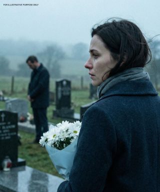 Kiedy moi rodzice opuścili pogrzeb mojego dziecka na rzecz imprezy przy basenie mojego brata, wiedziałem, że nie mam dla nich znaczenia. Powiedzieli: „To tylko dziecko”. Pochowałem go sam i tej nocy zdałem sobie sprawę, że wyobrazili sobie mój następny krok.