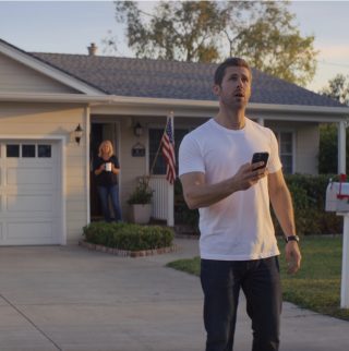 O 3 nad ranem moja młodsza siostra zabrała mi kluczyki bez mojej zgody; następnego ranka mój nowy SUV zniknął, a potem pojawiło się zdjęcie, które zaparło dech w piersiach całej rodzinie — mama mimo to warknęła: „Nie oskarżaj swojej siostry…”. Nie sprzeciwiałam się, bo samo dokładne przyjrzenie się KLUCZYKOM wywracało wszystko do góry nogami.