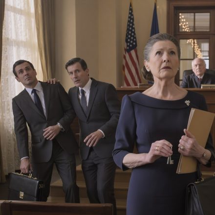 MÓJ MĄŻ PRZEKAZAŁ MI SWOJE IMPERIUM. MÓJ PASIER POZWAŁ MNIE, TWIERDZĄC, ŻE JESTEM „NIEWYKSZTAŁCONĄ PANIE DOMOWĄ”, KTÓRA…