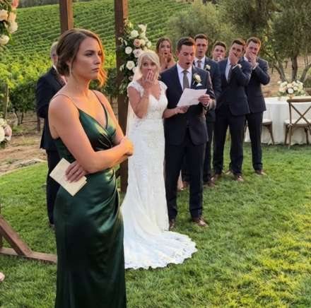 Nazywam się Laura Martínez, mam trzydzieści cztery lata i zdrada, która zmieniła moje życie, nie nadeszła nagle i niespodziewanie.