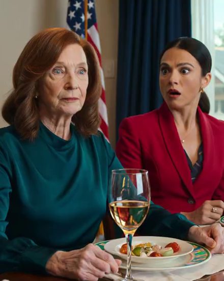 Kiedy przy kolacji powiedziałam, że odeszłam z poprzedniej pracy ze względu na stan zdrowia, moja synowa od razu zapytała: „Znowu jesteś bezrobotna?”. Uśmiechnęłam się tylko i odpowiedziałam: „Jak się czujesz wiedząc, że od tej pory nie będziesz mieszkać w moim domu za darmo?”.