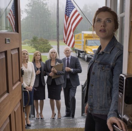 Moja rodzina dała mi 48 godzin na opuszczenie domu, w którym opiekowałam się dziadkiem, ale kiedy przyjechali z ciężarówką do przeprowadzek i fałszywym aktem własności, nie zdawali sobie sprawy, że zamki zostały wymienione, a klucz miałem tylko ja.