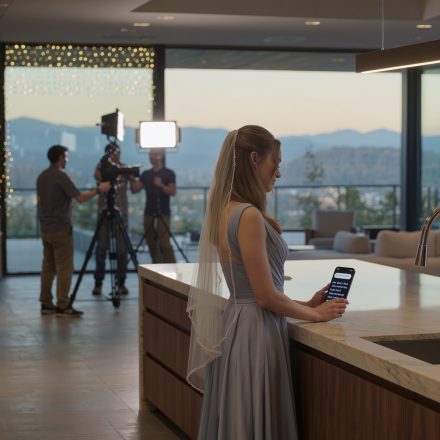 Mama napisała: „Nie zdążymy na parapetówkę, twoja siostra potrzebuje zakupów spożywczych”. „Wszystko w porządku!”