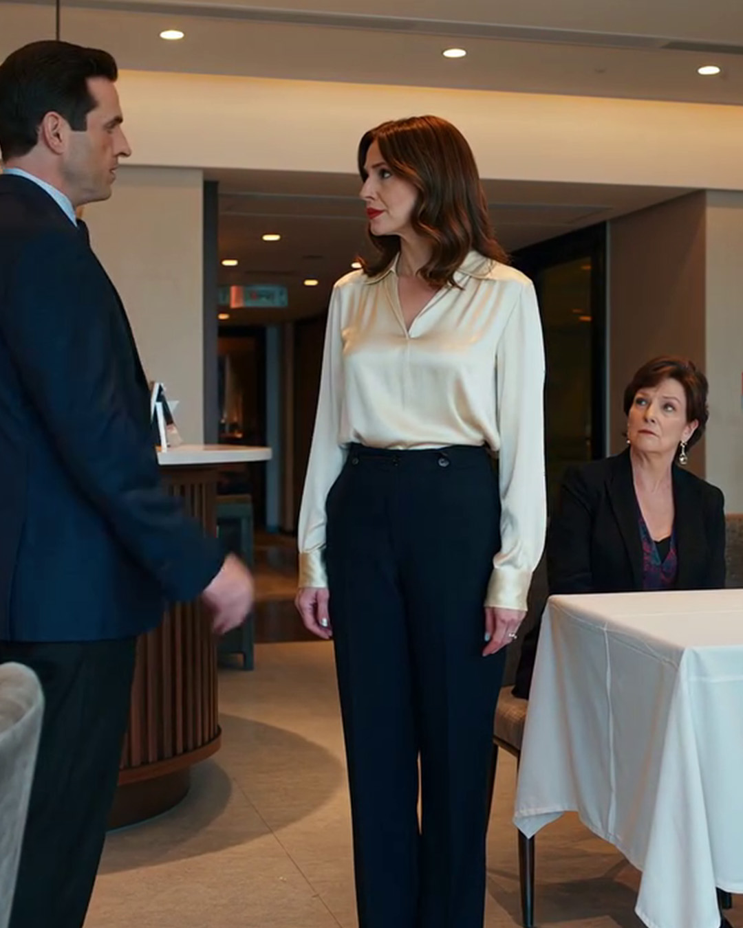 Moja teściowa zorganizowała kolację w luksusowej restauracji, ale kiedy przybyłem, nie było dla mnie żadnego zarezerwowanego miejsca