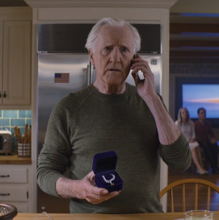 Sprzedany naszyjnik i odzyskana wolność