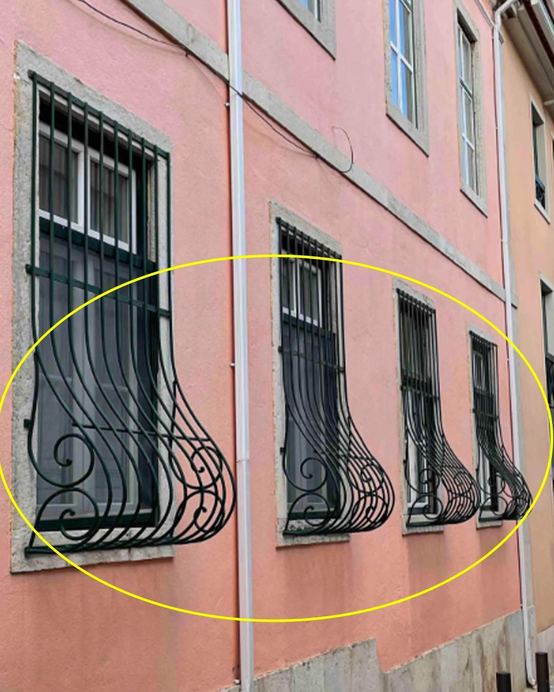 Czy wiesz, dlaczego niektóre okna mają taki zakrzywiony kształt? Kiedy odkryłem przyczynę, byłem zdumiony.