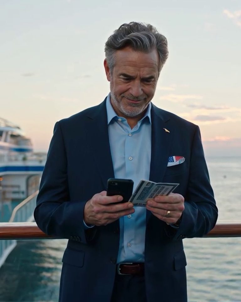 Mój syn wysłał mnie na rejs, żebym się „zrelaksowała”, ale tuż przed wejściem na pokład dowiedziałam się, że bilet jest w jedną stronę… Po prostu skinęłam głową w milczeniu i powiedziałam: „Dobrze – skoro tego chcesz”. Od tego momentu wiedziałam, co zrobię dalej – będę grać według jego „zasad”, ale na moich warunkach.